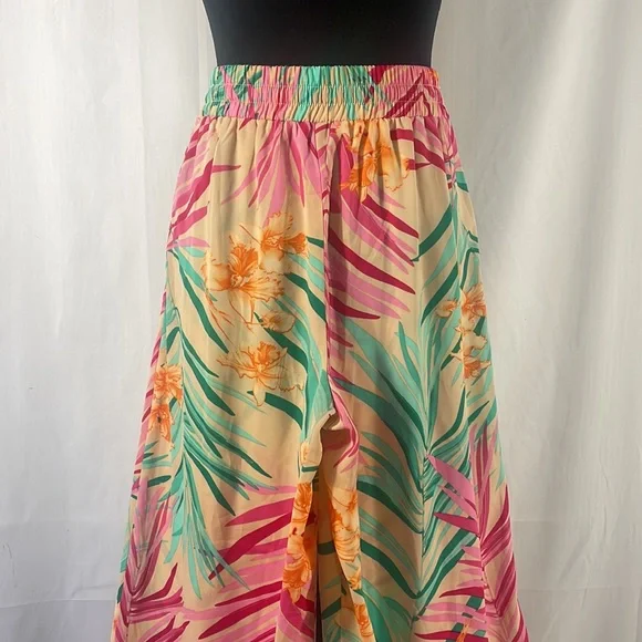 Floral,tropical wide,flare leg pants, multi colored, X-Small - Picture 4 of 10